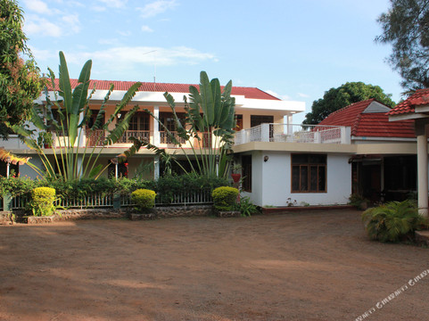 Kilimanjaro Safaris Lodge主图