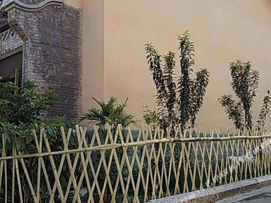 凉山君子兰的窝度假别墅