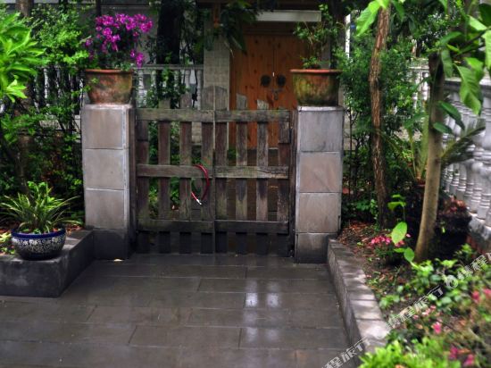 成都邹鹏度假别墅