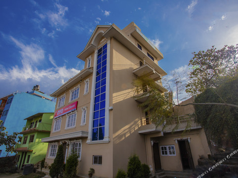 OYO 302 Hotel Classic