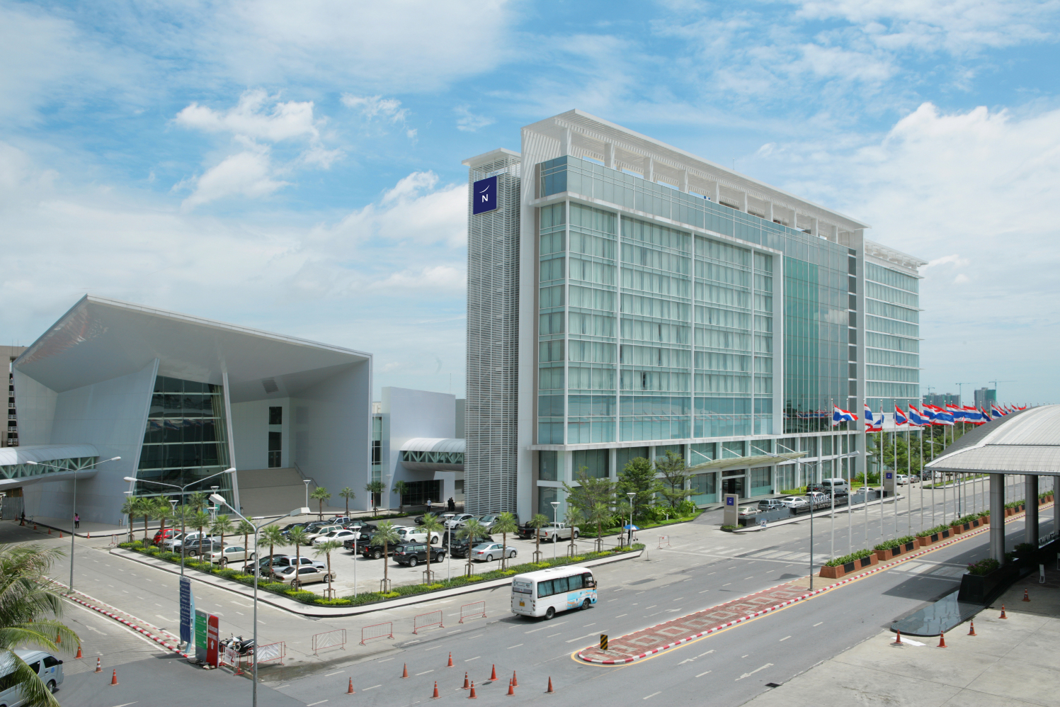 曼谷因帕特诺富特酒店-官方