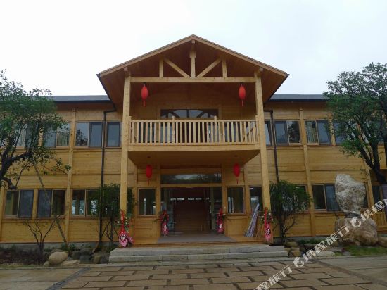 绩溪江南第一村木屋客栈