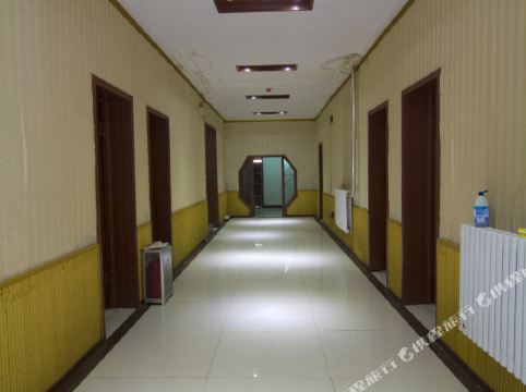 济南鑫鑫宾馆_地址:遥墙机场路北首路西