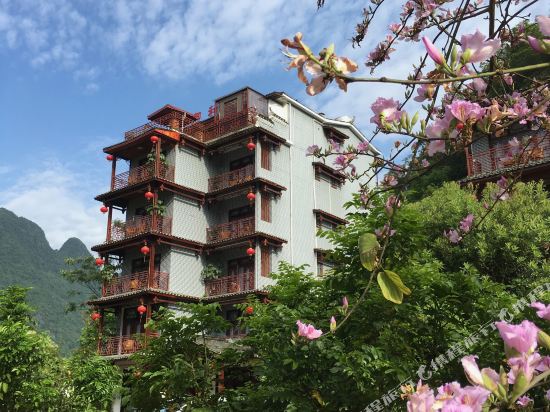 阳朔春上春墅·河畔宿