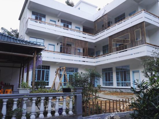 安吉花涧竹居民宿