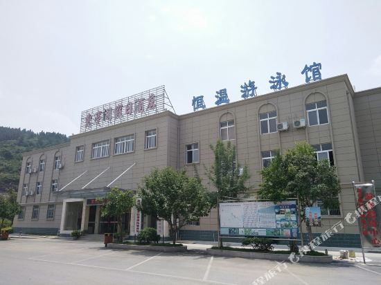 京山惠亭湖假日酒店