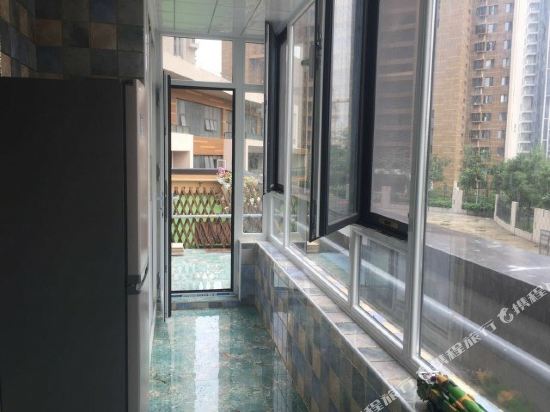 威海杨先生公寓