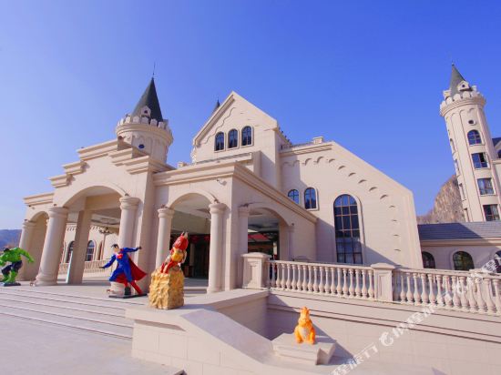 野三坡荣逸四季童话酒店