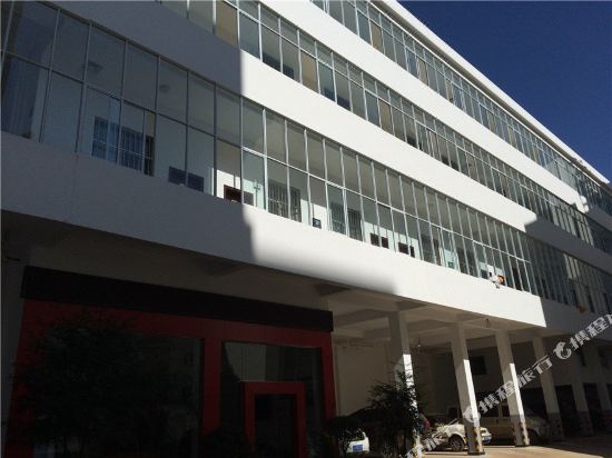 泸西褚留香宾馆