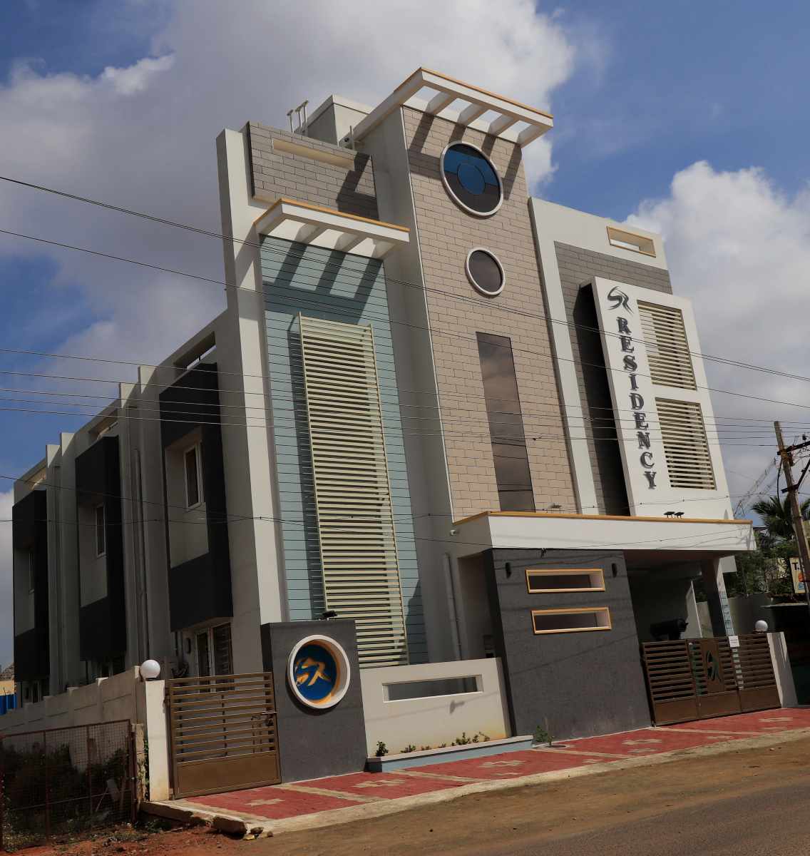 SR住宅酒店-官方