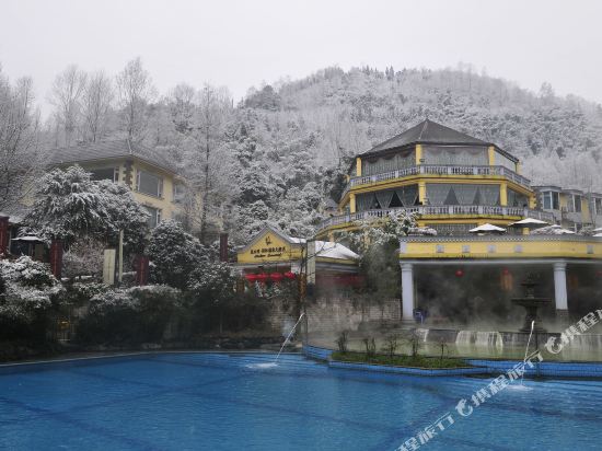 花水湾第一村温泉生态酒店