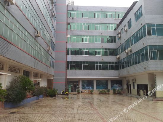 甜玉米酒店(荔波邓恩铭故居店)