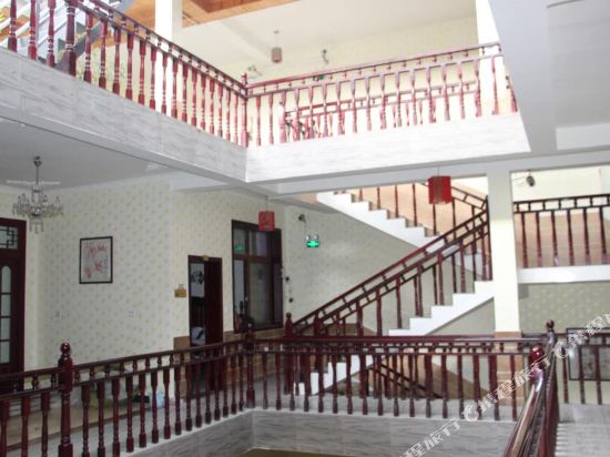 街子古镇梦丽宾馆