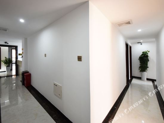 汉廷酒店公寓(长沙县黄花机场店)