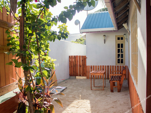 康杜玛岛酒店住宿-Equity Beach Inn