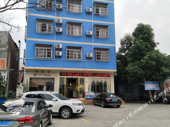 百色鸿鑫商务酒店