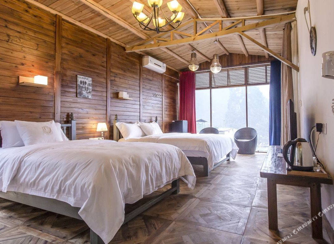 阳朔知家楼民室客栈主图