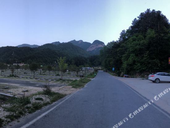 天堂寨山里人农庄