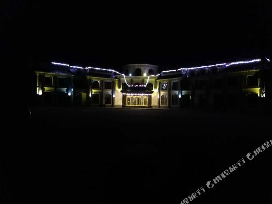 虎林青山贵宇宾馆