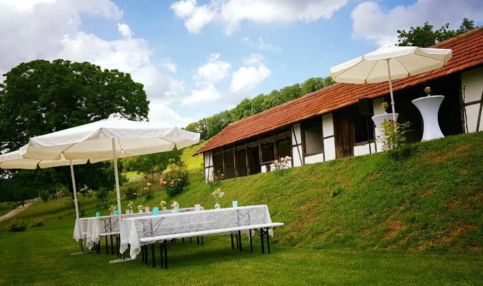 艾德勒艾姆施洛斯酒店-官方