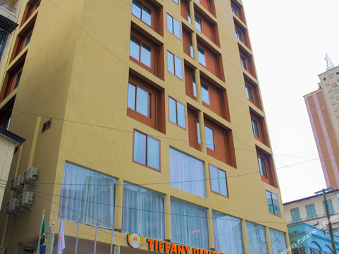 Kigamboni酒店住宿-Tiffany Diamond Hotels, Makunganya Street