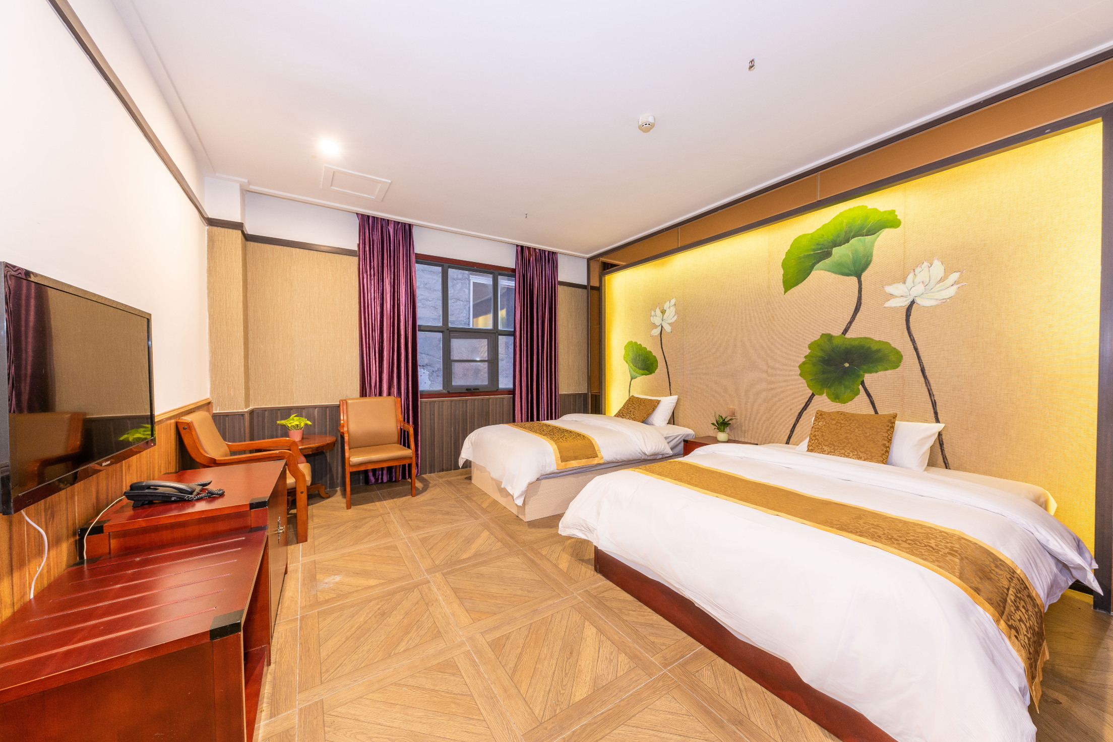 银马假日酒店-官方