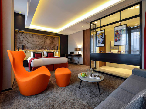 第戎克洛什酒店