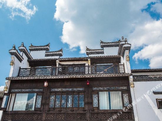 千岛湖文渊狮城艺宿