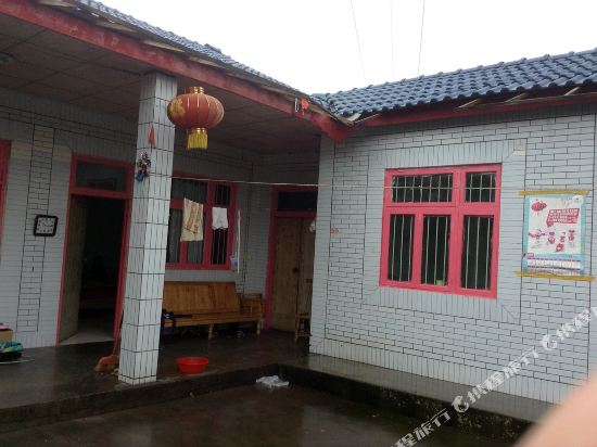 彭州旭梅家氏院