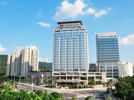 中山永安新城皇冠假日酒店