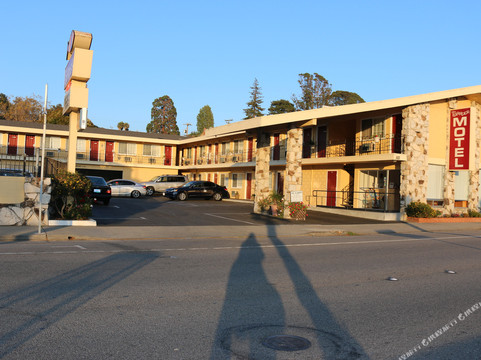 圣克鲁斯岛汽车旅馆