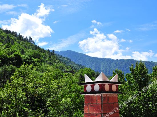 丹巴坐佛山庄度假酒店