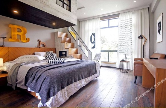 九月山间艺术酒店