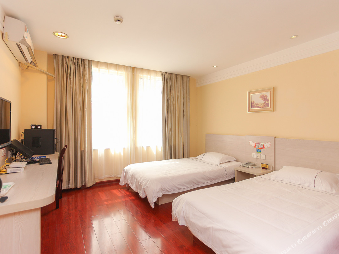 淮安布丁洪泽北京路大润发店