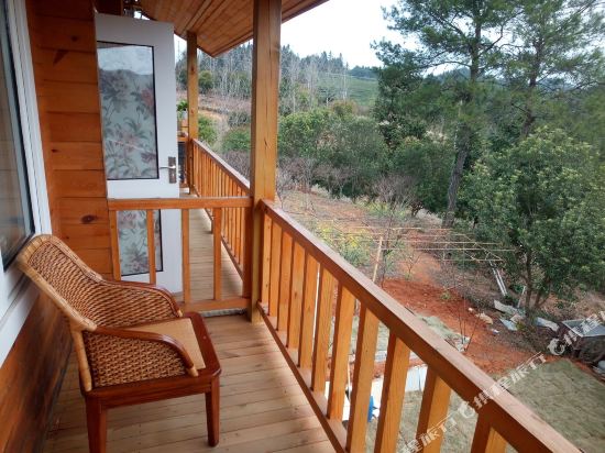 溪山庄园(婺源东源路店)