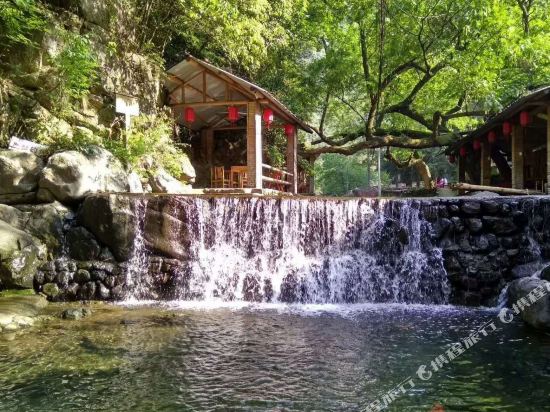 富春江悠然居民宿