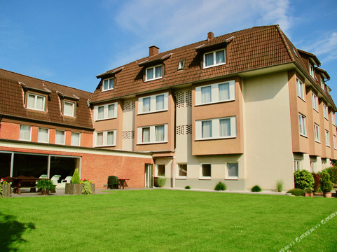 Odenthal酒店住宿-Landhotel Fettehenne