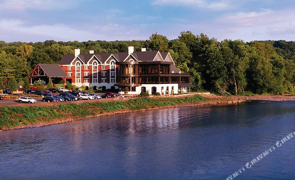 Lambertville Station Restaurant and Inn