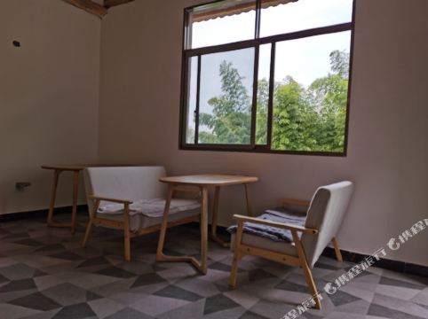 南尖岩人间仙境农家乐