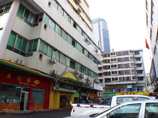 7 Days Inn Zhuhai Gongbei Port Pedestrian Street Zhuhai - 