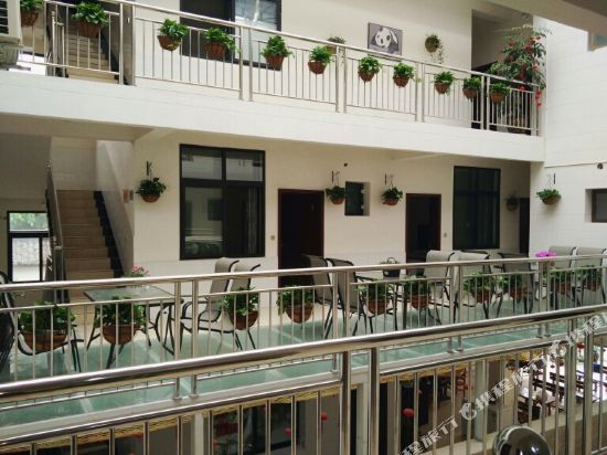 青城山龙门客栈