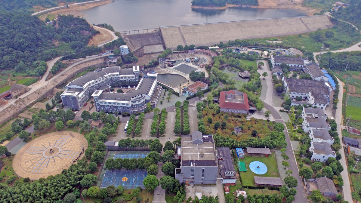 亲水湾假日酒店（宁海邬家庄园店）-官方