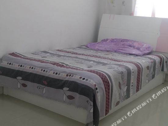 克拉玛依魔鬼城家庭旅馆