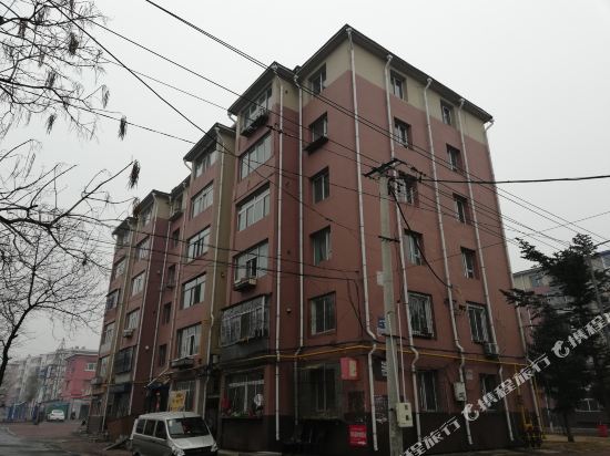 吉林8舍日租公寓