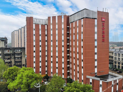 宜必思酒店(武汉同济医学院店)主图