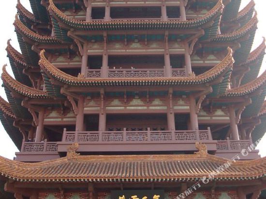 99优选酒店(武汉黄鹤楼胭脂路店)