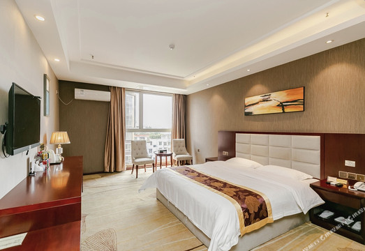 爱尚摩登假日酒店