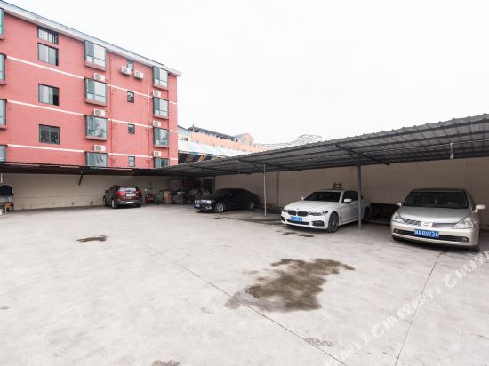 邛崃欣雅居快捷酒店