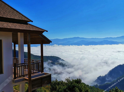 双江云顶筑巢茶庄园酒店