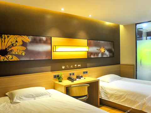 介休IU酒店裕华路店